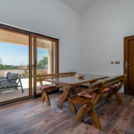 فيلة Vanessa - Ciovo