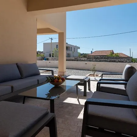 Vanessa - Ciovo فيلة *