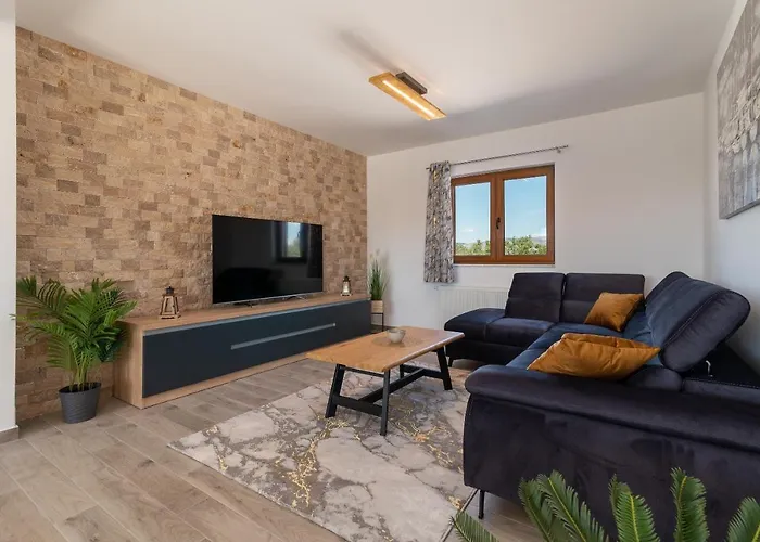 빌라 Vanessa - Ciovo 트로기르