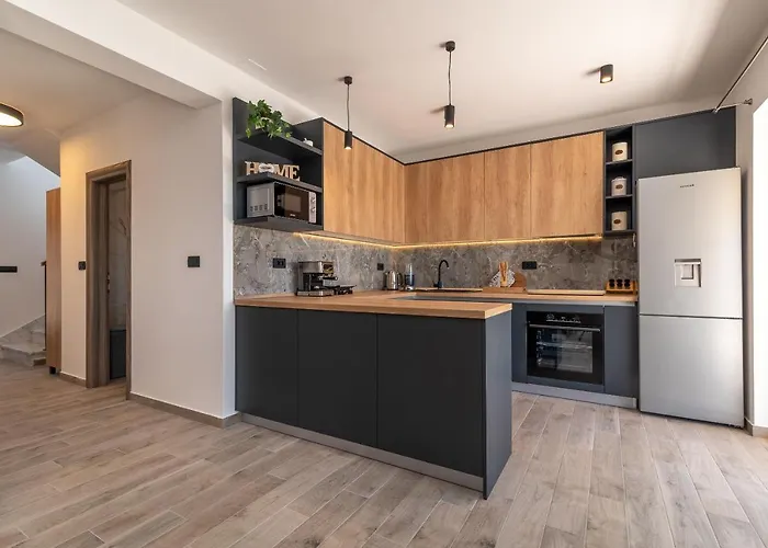 Vanessa - Ciovo 빌라 *